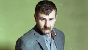 Azer Bülbül’ün hayatı sinemada yer alacak. Filmin başrolü için Kıvanç