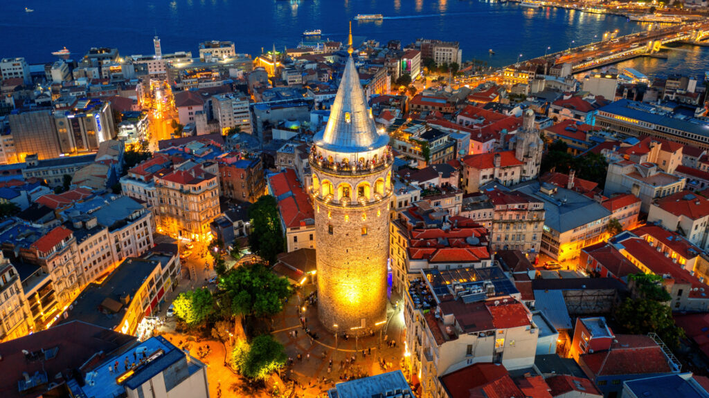 Galata Kulesi Yeniden Ziyarete Açılıyor