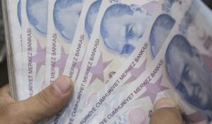 Memur ve memur emeklisinin iki yıllık zam pazarlığında son toplantı