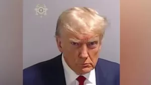 ABD’nin eski Başkanı Donald Trump Georgia’daki dava öncesi cezaevine teslim