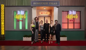 Feriye’de gerçekleşen geceye filmin yaratıcısı ve yönetmeni Cem Yılmaz başta