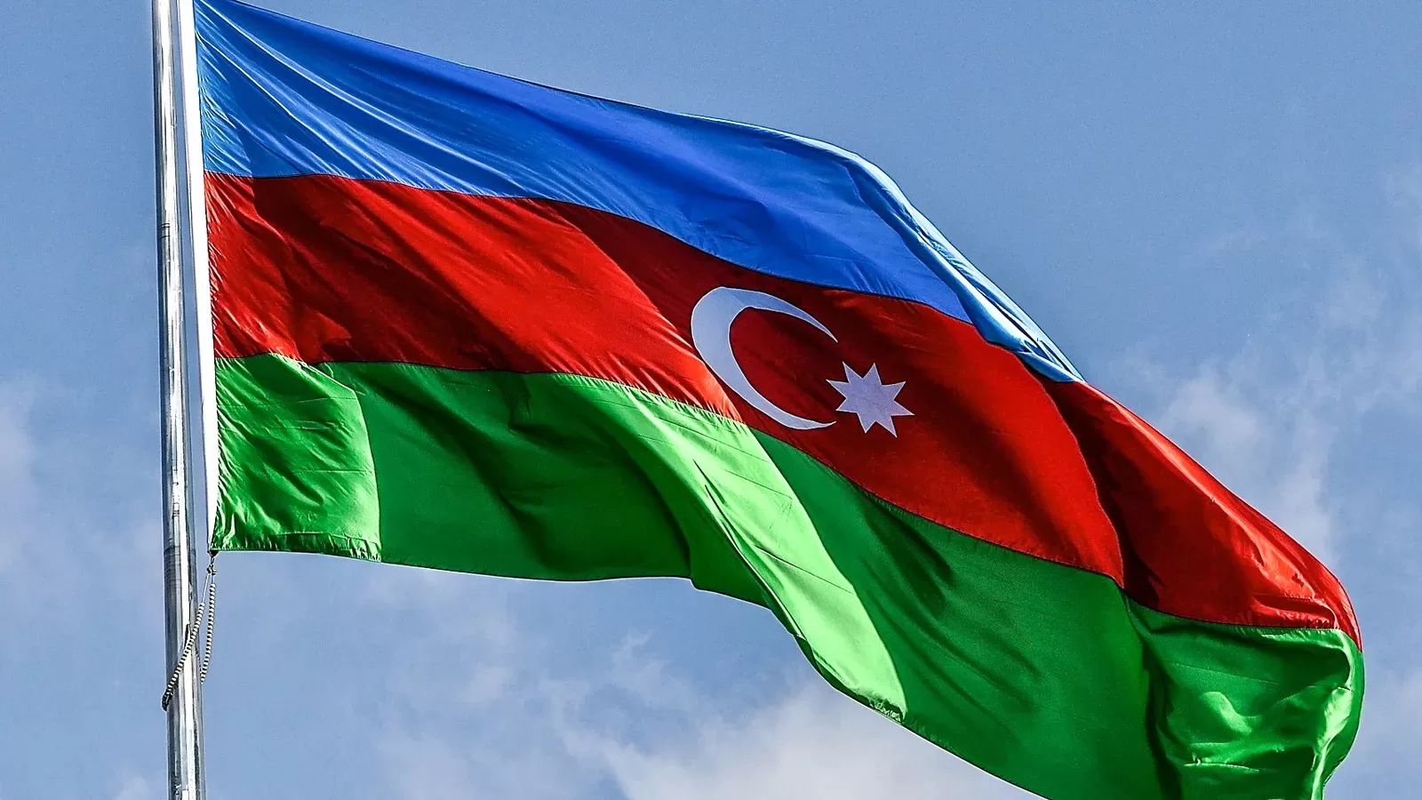 Son dakika… Azerbaycan Savunma Bakanlığı, Karabağ’da anayasal yapıyı yeniden tesis