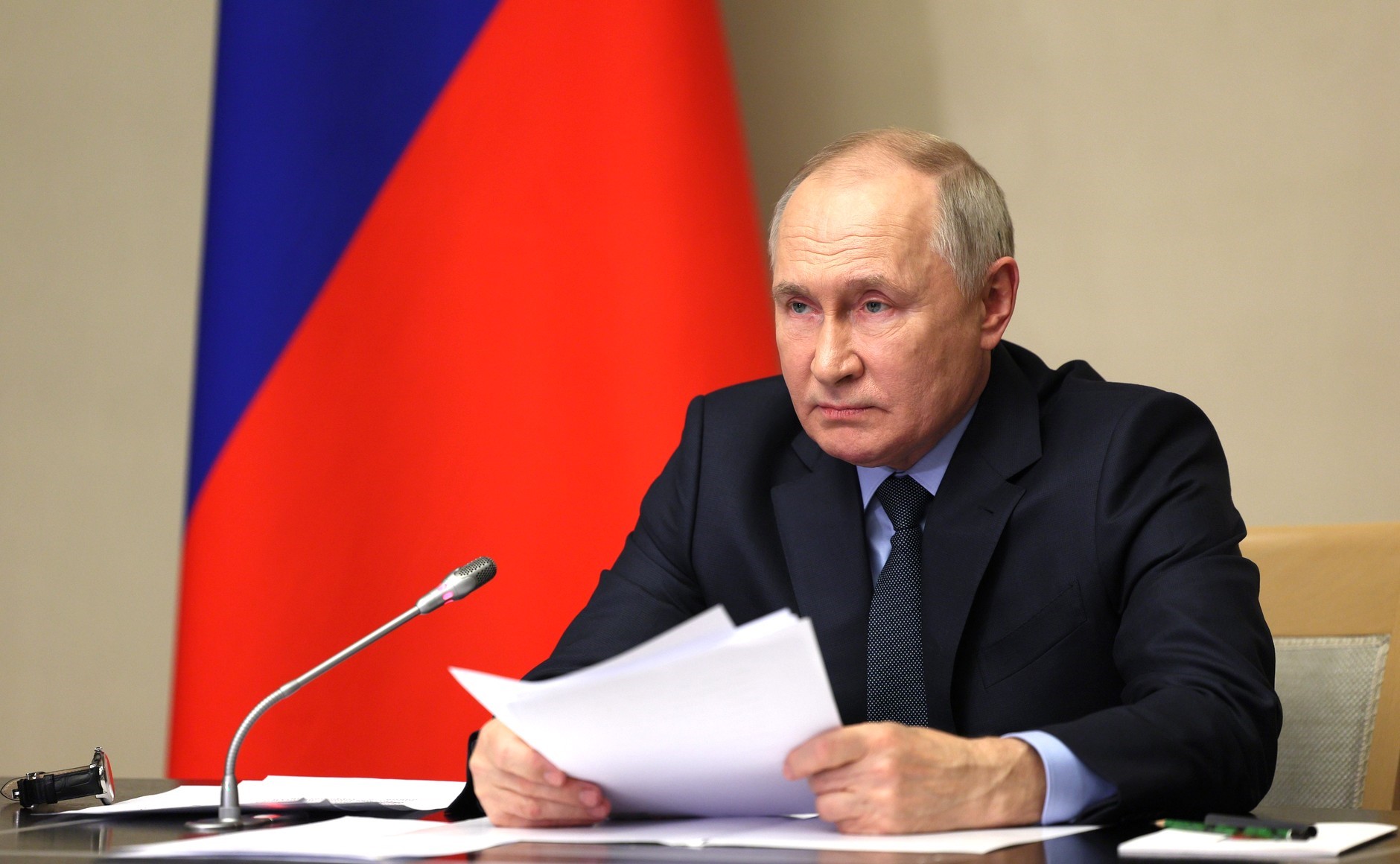 Rusya Devlet Başkanı Vladimir Putin, istihbarat ve güvenlik birimleri başkanlarıyla