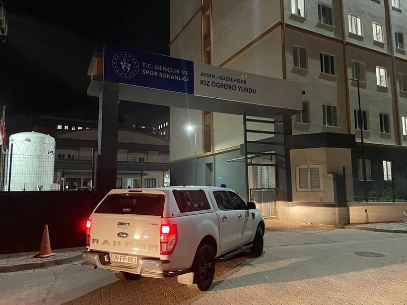 Aydın Efeler’de, KYK Güzelhisar Kız Öğrenci Yurdunda 15 kişilik asansöre