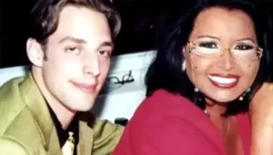 Bülent Ersoy’un ilk eşi olan Cem Adler, magazin dünyasından uzak