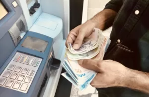 Çalışma ve Sosyal Güvenlik Bakanı Vedat Işıkhan, emeklilere yapılacak 5