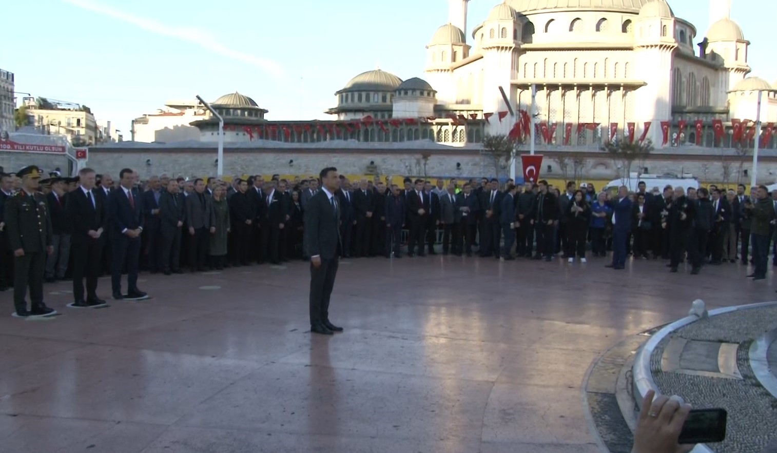 Cumhuriyetin kurucusu Gazi Mustafa Kemal Atatürk vefatının 85’inci yıl dönümünde