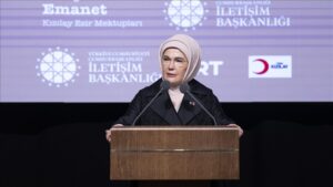 Emine Erdoğan, Millet Kütüphanesi Anadolu Salonunda düzenlenen “Yüzyıllık Emanet Kızılay