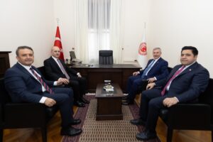 TBMM Başkanı Numan Kurtulmuş Saadet Partisi Grubu’nu ziyaret etti. Kurtulmuş’a