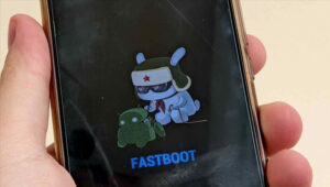 Fastboot, Android telefonlarda özel bir moddur. Bu mod, telefonunuzu yeniden