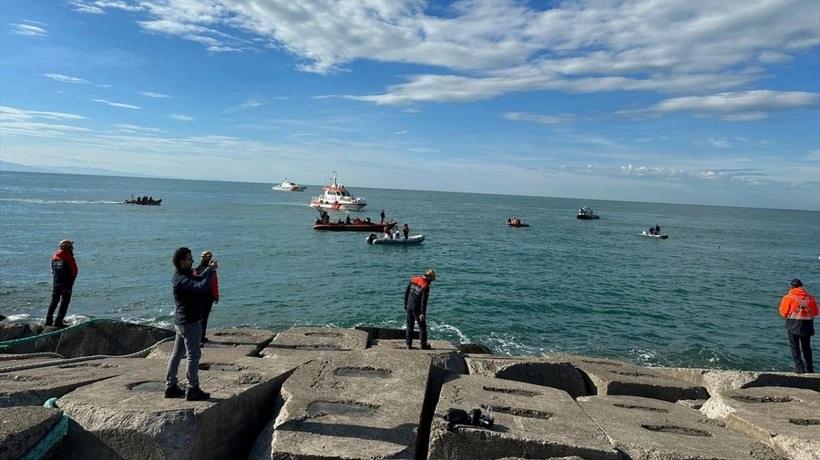 Zonguldak’ın Karadeniz Ereğli ilçesinde batan gemide bir kişinin daha cansız