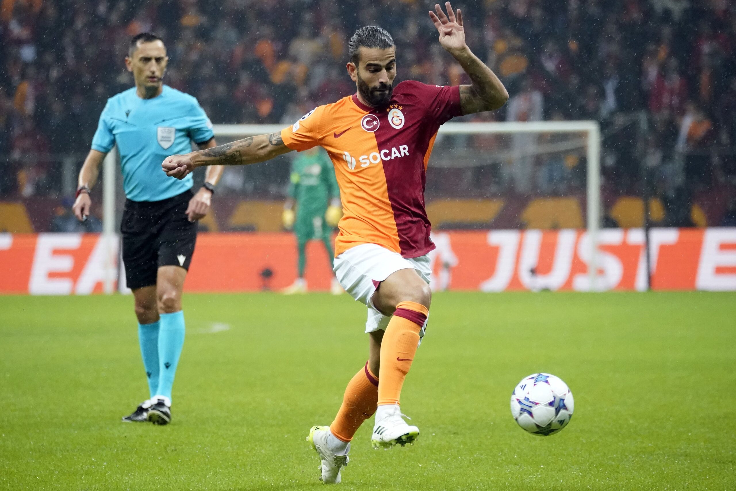 Galatasaray, Sergio Oliveira’nın göğüs kasında kopuk oluştuğu ve tedavisine başlandığını