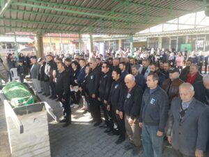 76 yaşındaki Arıkan, bir süredir kanserle mücadele ediyordu. Evinde fenalaşarak