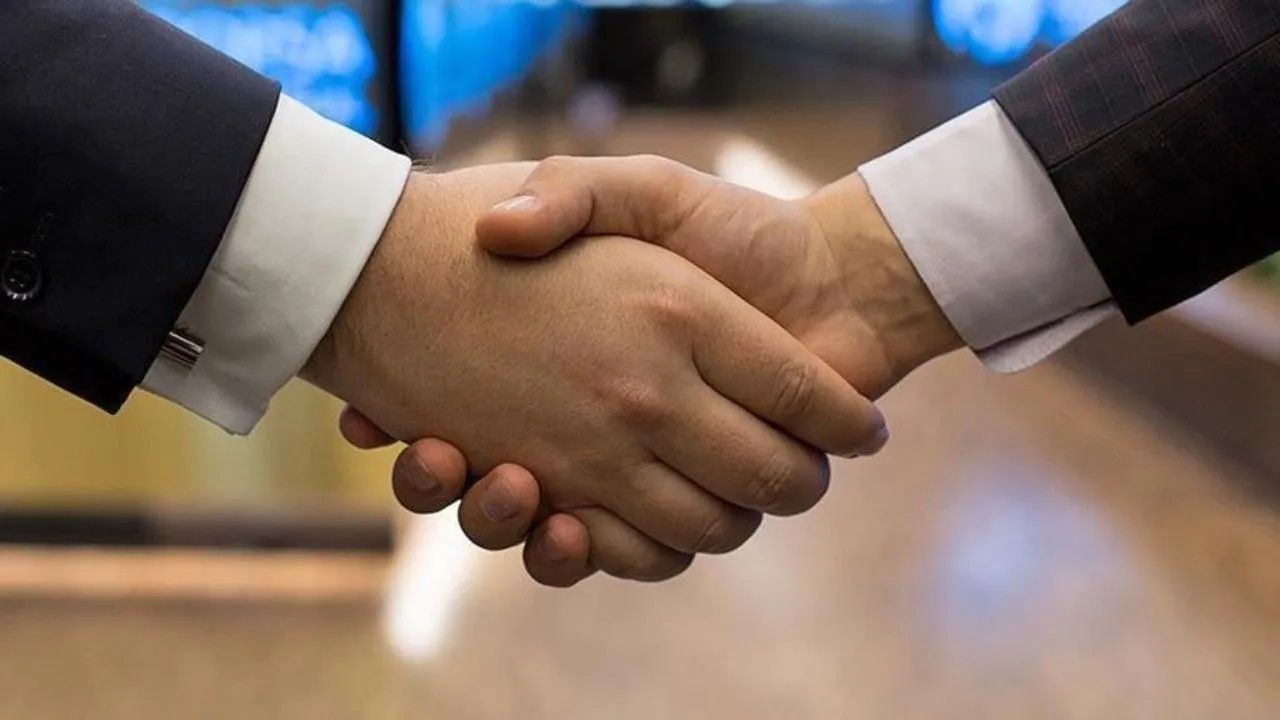 Tarafların içinde bulundukları uyuşmazlığı, tarafsız bir üçüncü kişi yardımı ile