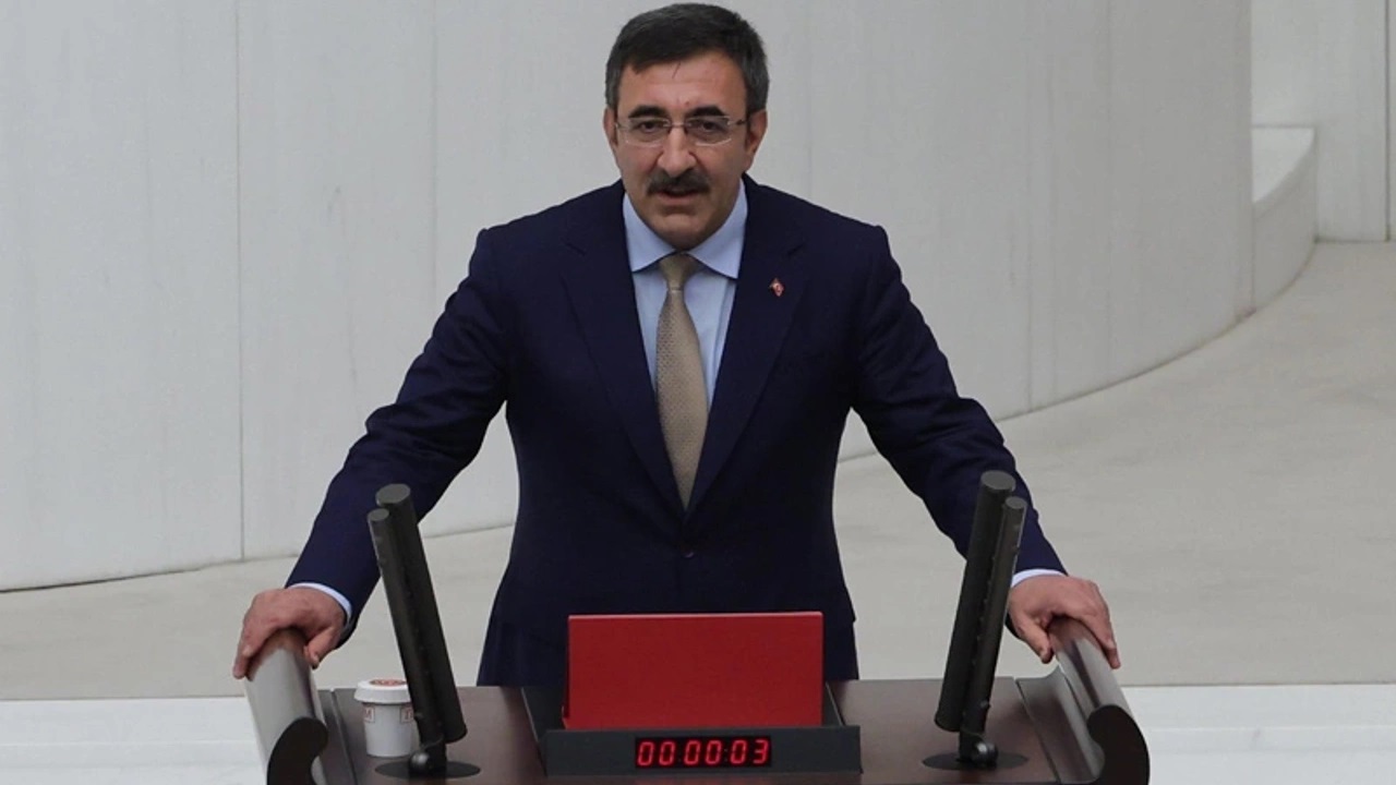 Cumhurbaşkanı Yardımcısı Cevdet Yılmaz, 2024 yılı Merkezi Yönetim Bütçe Kanunu