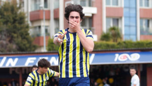 Lille Fenerbahçe arasında her transfer döneminde olduğu gibi bir hareketlilik