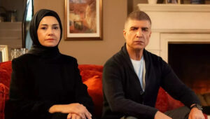 FOX TV’nin merakla beklenen yeni dizisi Kızıl Goncalar, dün akşam