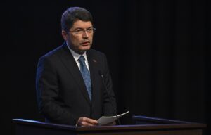 Adalet Bakanı Yılmaz Tunç katıldığı canlı yayında gündeme ilişkin soruları