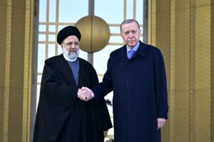 Cumhurbaşkanı Recep Tayyip Erdoğan, İran Cumhurbaşkanı İbrahim Reisi ile görüştü.