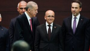 Cumhurbaşkanı Recep Tayyip Erdoğan ile Hazine ve Maliye Bakanı Mehmet