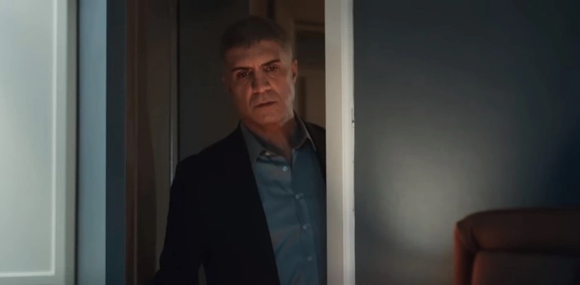 Fox TV’de 18 Aralık’ta yayınlanmaya başlayan, başrollerini Özcan Deniz ve