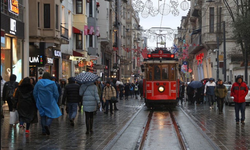 Meteoroloji'den İstanbul Dahil 60 İle Sağanak Uyarısı
