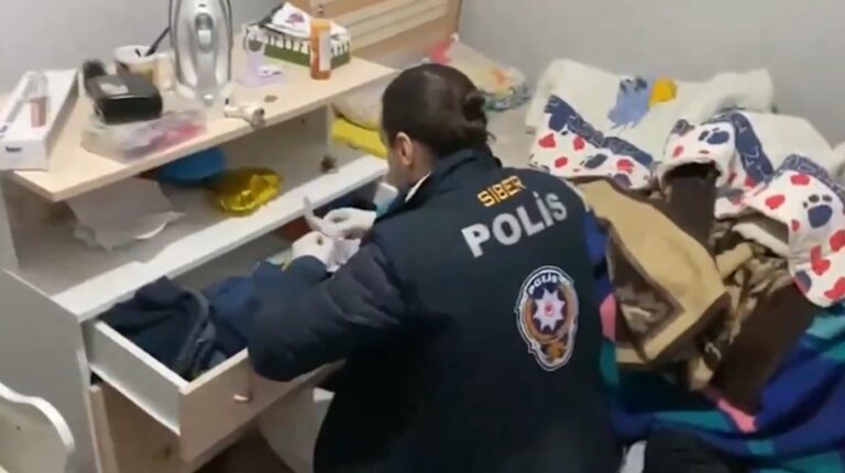9 ilde Sibergöz-18 Operasyonu: 28 şüpheli yakalandı