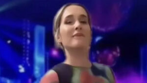 Pavyon dansı moda oldu. Survivor yarışmasının üç kez finalist olan
