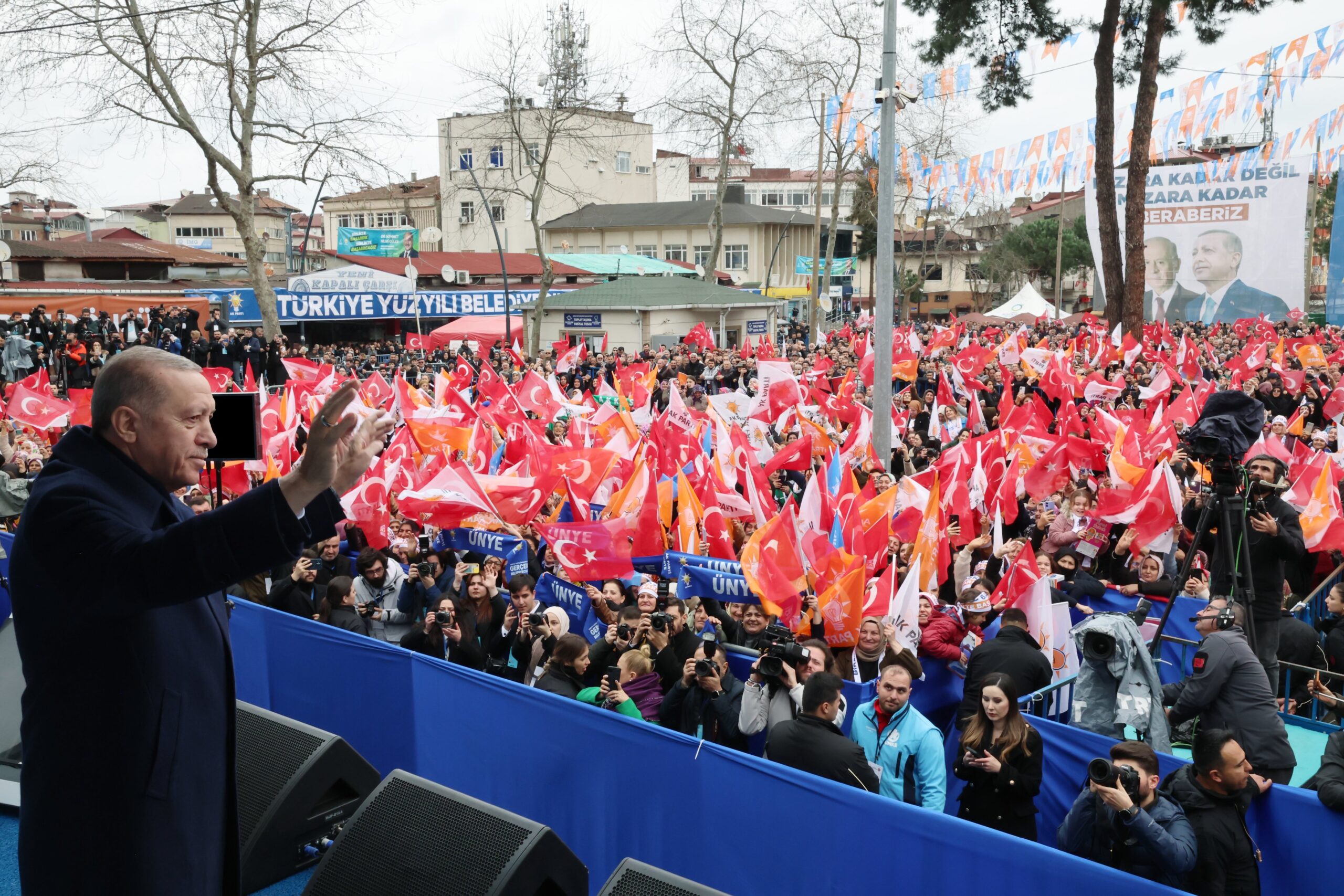 Cumhurbaşkanı Erdoğan’ın yerel seçim çalışmaları kapsamında bugün ilk adresi Rize