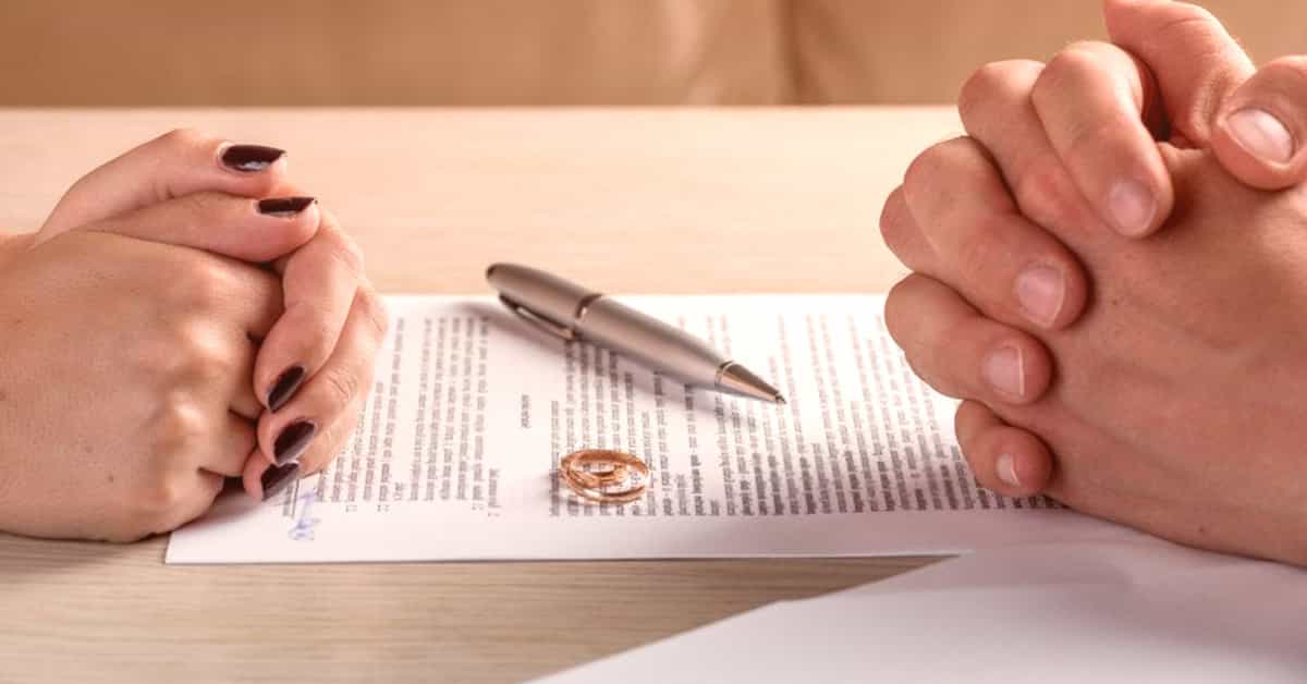Boşanma artışının birçok sebebi olabileceği gibi terk, zina, şiddetli geçimsizlik,