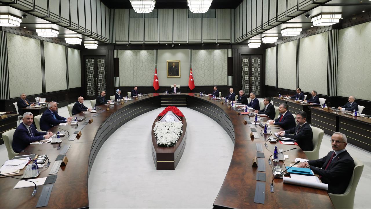 Cumhurbaşkanlığı Kabinesi, yaklaşık 1,5 aylık aranın ardından yoğun bir gündemle