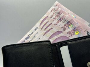 TÜRK-İŞ’in, çalışanların geçim koşullarını ortaya koymak ve temel ihtiyaç maddelerindeki