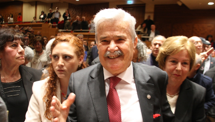 Osman Özgüven istifa etti! Eski Dikili belediye başkanı Osman Özgüven neden istifa etti? Dikili efsanesi Osman Özgüven'den Özgür Özel'e flaş sözler