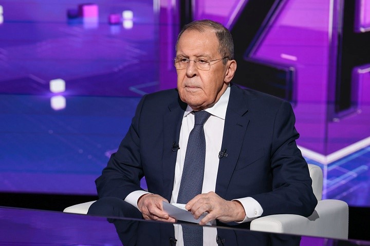 Rusya Dışişleri Bakanı Lavrov, Rusya’da yayımlanan İzvestiya gazetesine röportaj verdi.