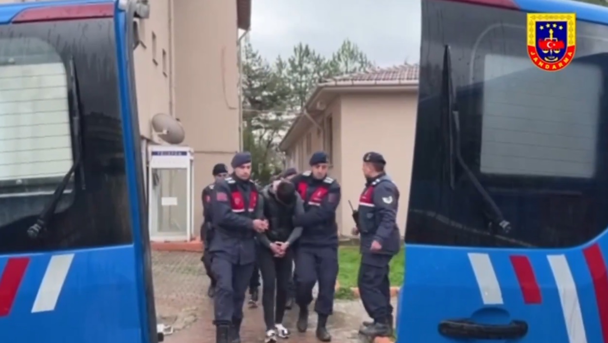 İçişleri Bakanı Ali Yerlikaya sosyal medya hesabından yaptığı açıklamada, Van,