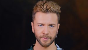 Türk müzik dünyasının sevilen isimlerinden Selim Gülgören, sosyal medyada paylaştığı