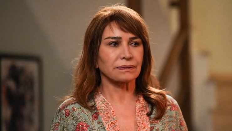 İstanbul’un kalbinde, aşk ve ihanetin gölgesinde geçen bir hikaye, “Sandık