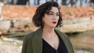 Heyecanla beklenen Yabani dizisinin 28. bölümü, izleyicileri yine ekran başına