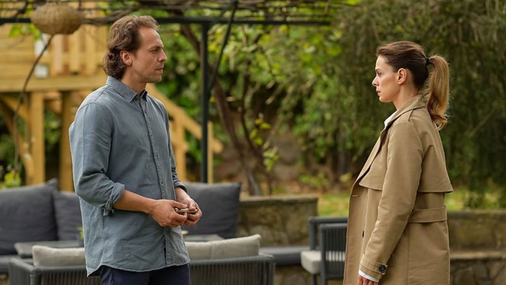 Sandık Kokusu 20. bölümden ilk tanıtım fragmanı geldi! Sandık Kokusu 20. bölümden ilk kareler (30 Nisan Salı) Sandık Kokusu 20. bölümden ilk tanıtım fragmanı geldi! Sandık Kokusu 20. bölümden ilk kareler (30 Nisan Salı)