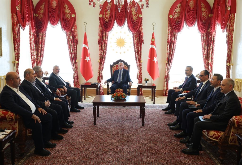 Cumhurbaşkanı Erdoğan, Dolmabahçe’de Haniye'yi Kabul Etti