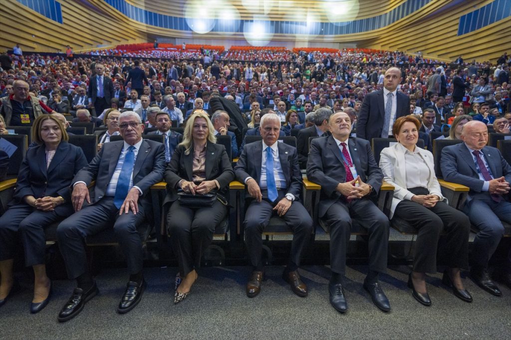 Meral Akşener'den İYİ Parti'ye Veda