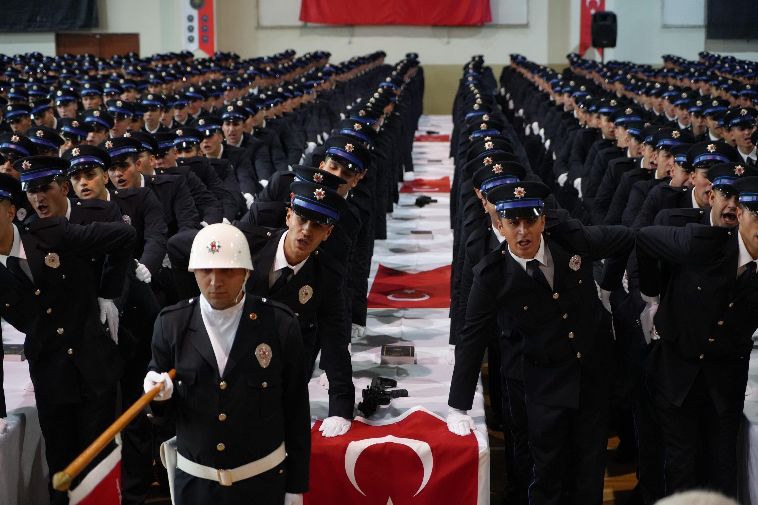 Emniyet Genel Müdürlüğü Polis Akademisi Başkanlığının öğrenci alım ilanı Resmi