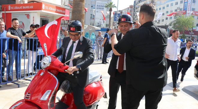 Özgür Özel Sözünü Tuttu: İl Başkanına Motosiklet Aldı
