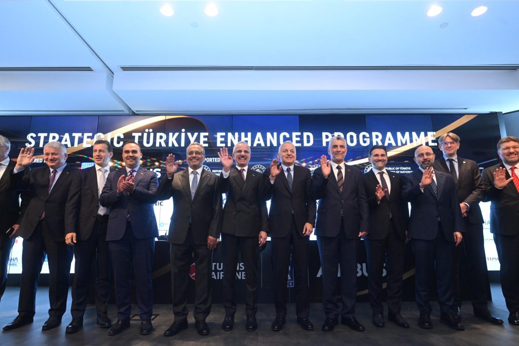 Türk Hava Yolları-AİRBUS- Rolls-Royce Arasında Dev İş Birliği
