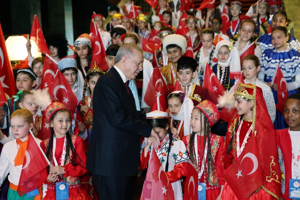 Cumhurbaşkanı Erdoğan'dan 23 Nisan Mesajı
