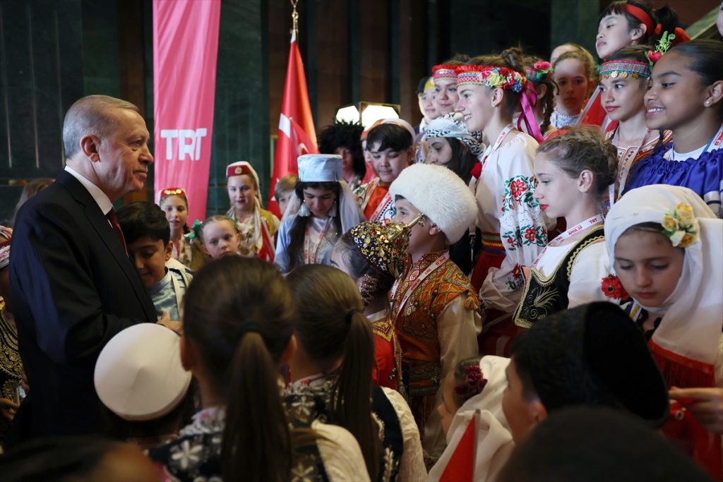 Cumhurbaşkanı Erdoğan'dan 23 Nisan Mesajı