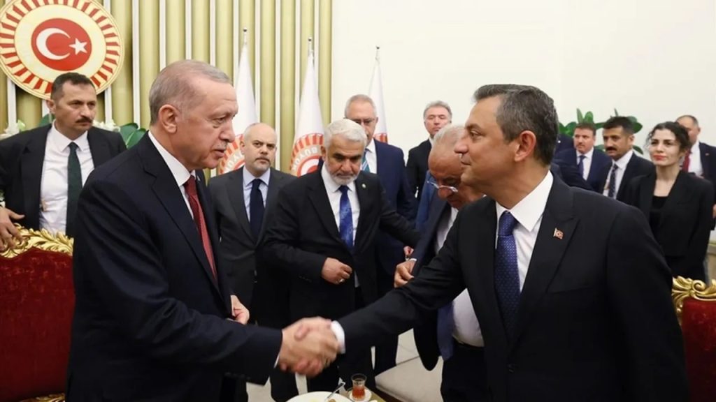Özel, Cumhurbaşkanı Erdoğan'la Görüşeceği Konuları Açıkladı