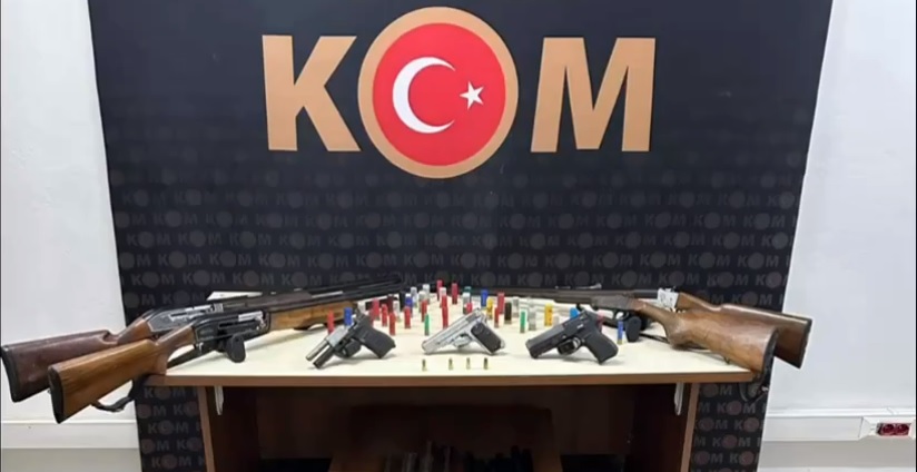 İçişleri Bakanı Ali Yerlikaya, 71 ilde ruhsatsız silah taşıyan şahıslara