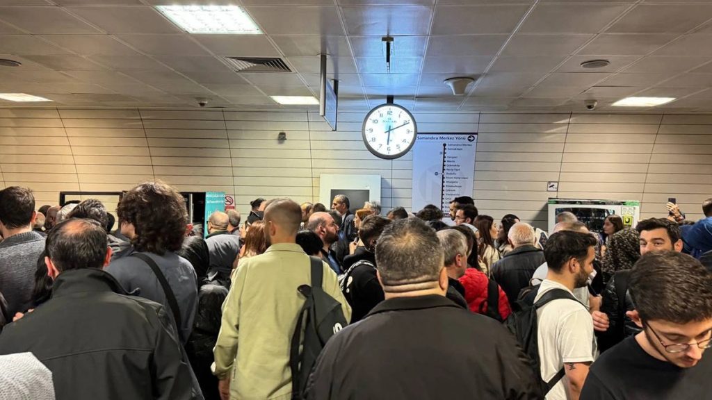 Üsküdar-Samandıra Metro Hattı 72 Saat Sonra Normale Döndü