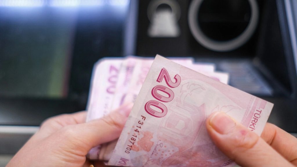 Memur ve Emeklinin Maaş Zamları Belli Oldu